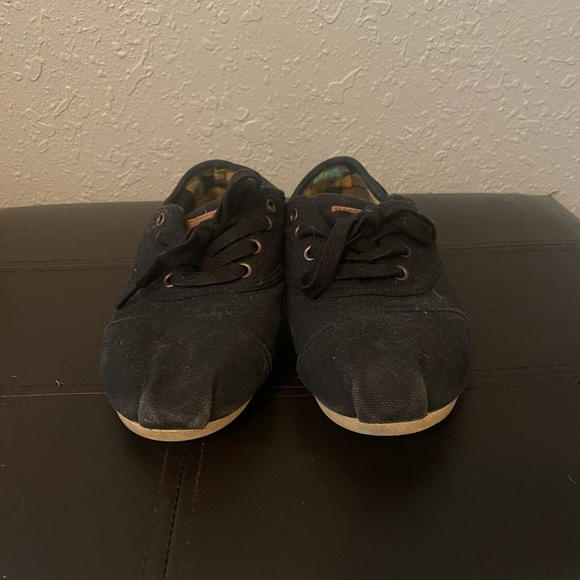TOMS shoes - Picture 2 of 7